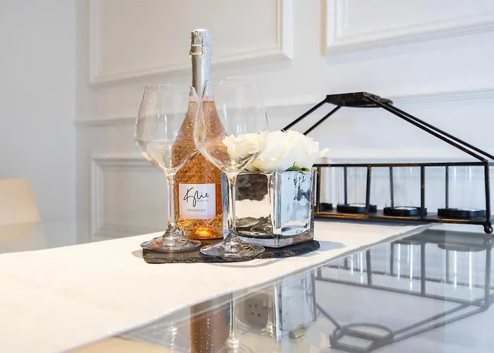 Chelsea Harbour Living